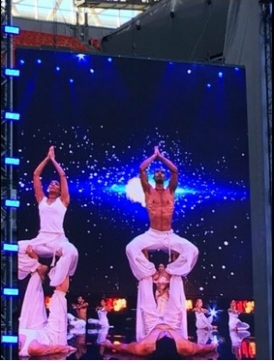 Narendra Modi UK visit 2015: Pics of electric atmosphere at Wembley Stadium for 'UKWelcomesModi' community reception Yoga performance on stage as PM Modi is a big believer of Yoga
